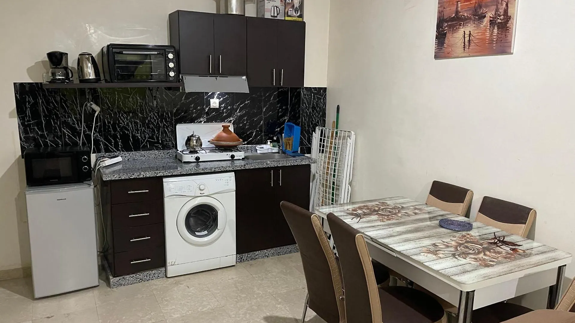 Appartement 11 2Em Etage. Marrakesh 0*,  Morocco